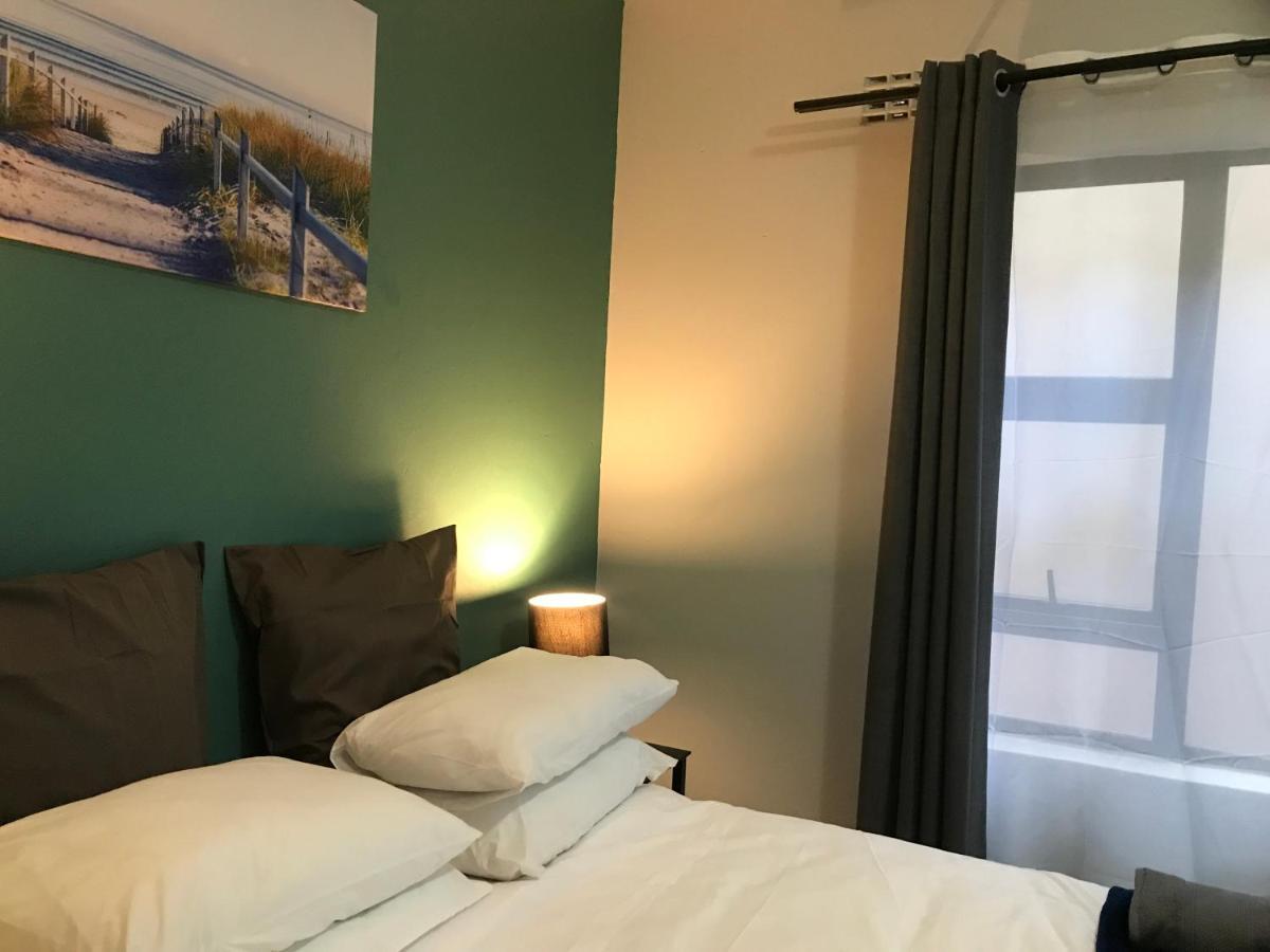 Aluve Guesthouse ヨハネスブルグ エクステリア 写真